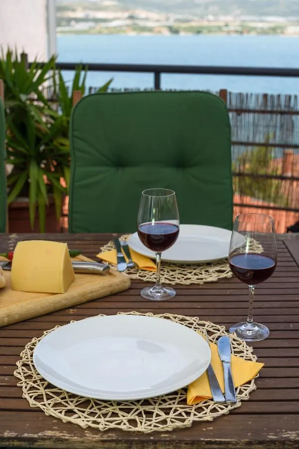 Aspen 2Bedroom Apartment With Seaview Trogir 0*,