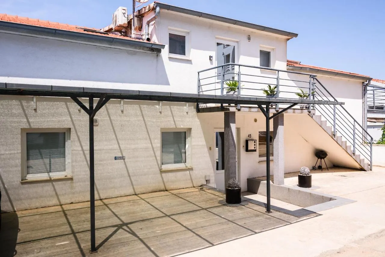 Aspen 2Bedroom Apartment With Seaview Trogir